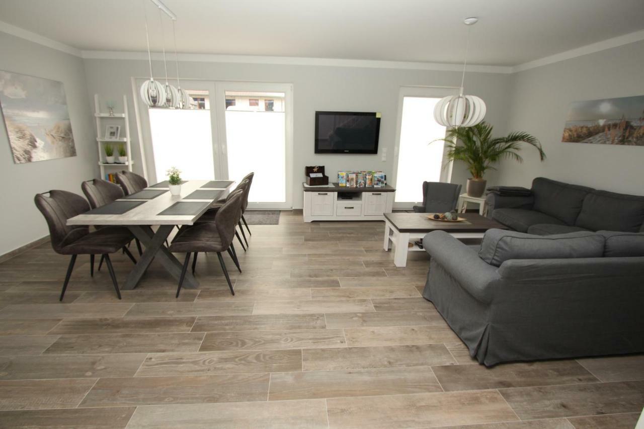 Familienfreundliches Ferienhaus In Kroepelin Bagian luar foto