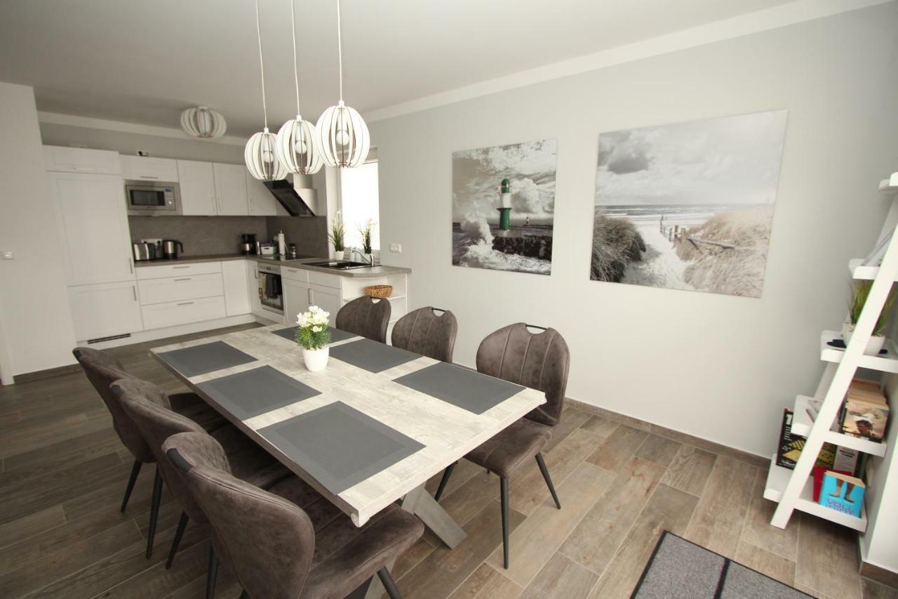 Familienfreundliches Ferienhaus In Kroepelin Bagian luar foto